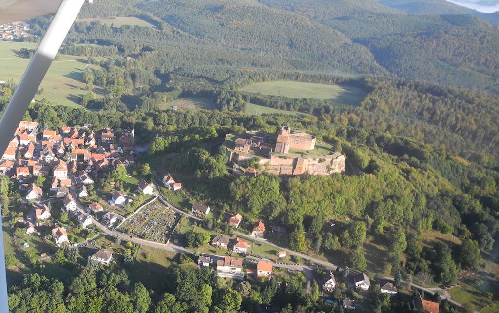 Au Pied Du Chateau Lichtenberg Kamer foto
